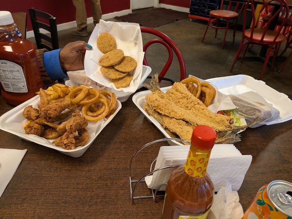 Restaurant menu showing pantrout and burgers.